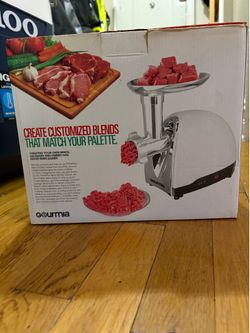 Electric meat grinder
