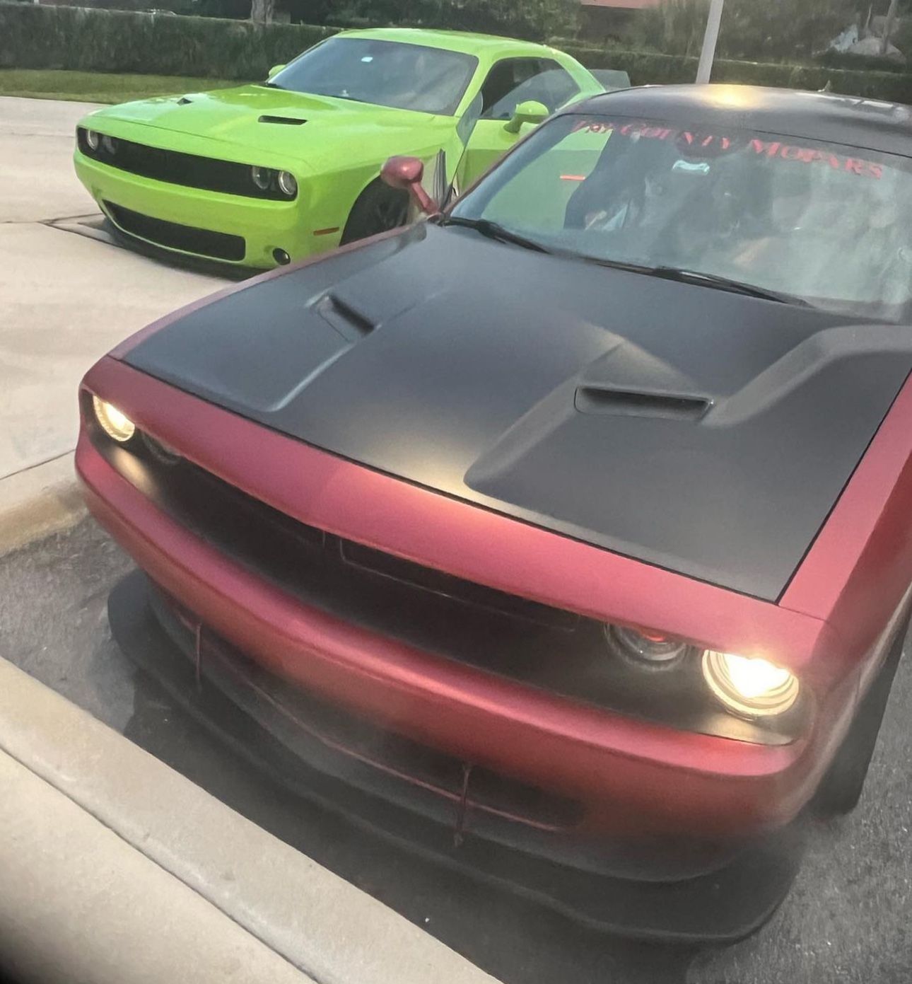 Dodge challenger Hood