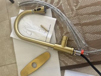 Kitchen Brushed gold faucet