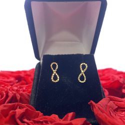 18k Infinity Stud Earrings 