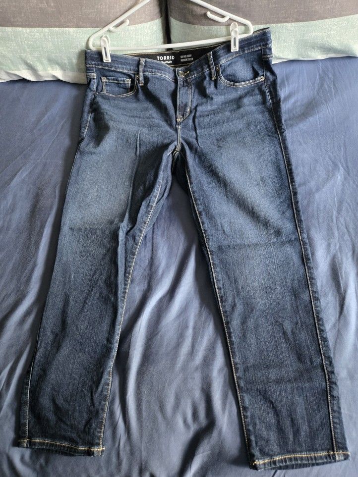 Torrid SKY High Skinny Premium Stretch Jeans $20 EACH