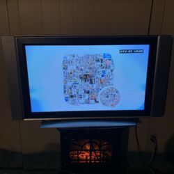 43” plasma tv shows a wonderful picture no hdmi ports