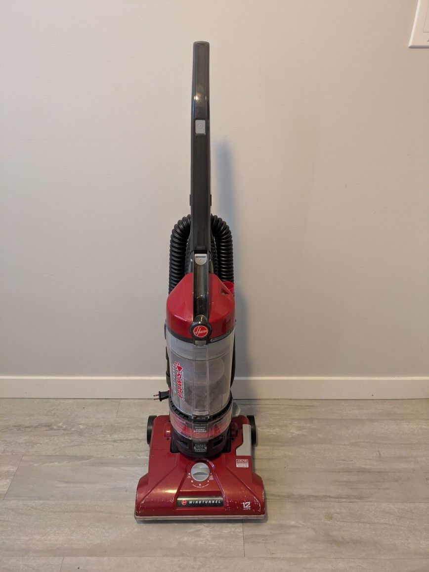 Hoover WindTunnel PAWS Upright Vacuum (Model UH70241)_MUST GO!