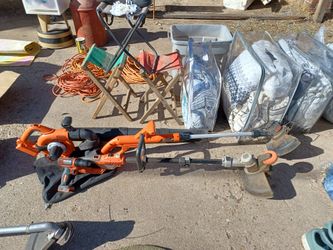 Black & Decker Group,40v Blower With Charger And Battery And 2 12v Black & Dercker Weed Earters  With battery And Charger