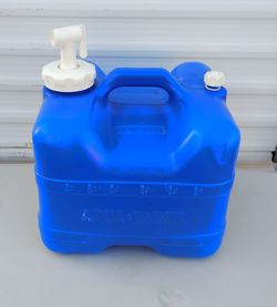 Reliance 4 gal. Water Container