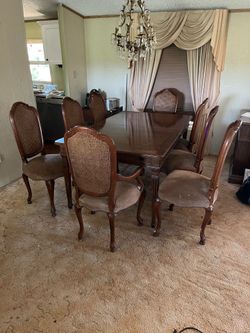 Beautiful solid wood dining room table