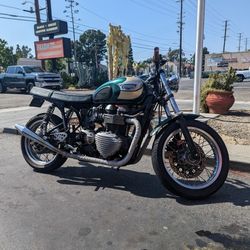 Cafe Shop Built 08 Triumph Thruxton 