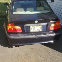 2005 BMW 325i