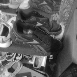 Reeboks(BRAND NEW)10.5