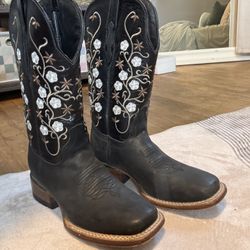 Vaquera Boots 