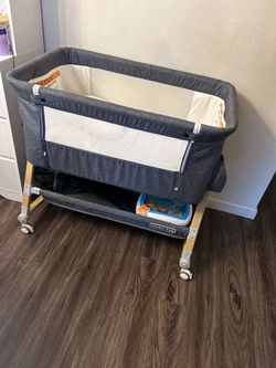 Bassinet rocker