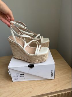 ALDO* NEW* 6.5 women wedges