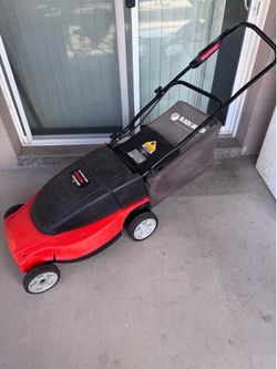 Black & Decker electric lawnmower 19”inch.