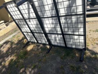 Queen bed frame $10