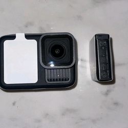 GoPro HERO13 Black - 5.3K Video , HyperSmooth + Waterproof Action Camera, NO BOX