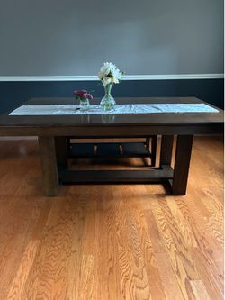 Moving sale
