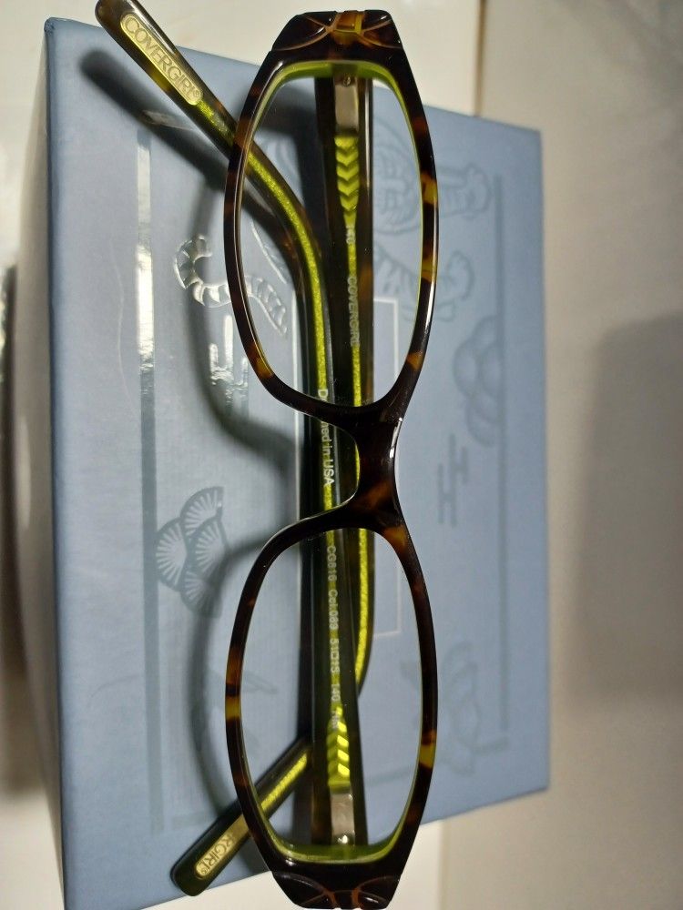 COVERGIRL 0816 green 51 15 140 Gently used