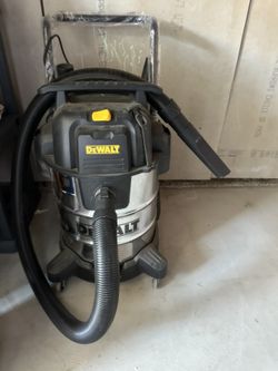 Dewalt Vacuum