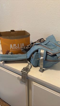 Apolla new born baby carrier with hip seat