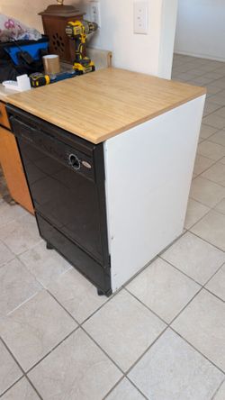 Portable dishwasher