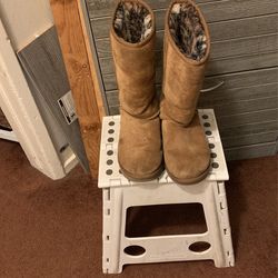 Uggs Size 5