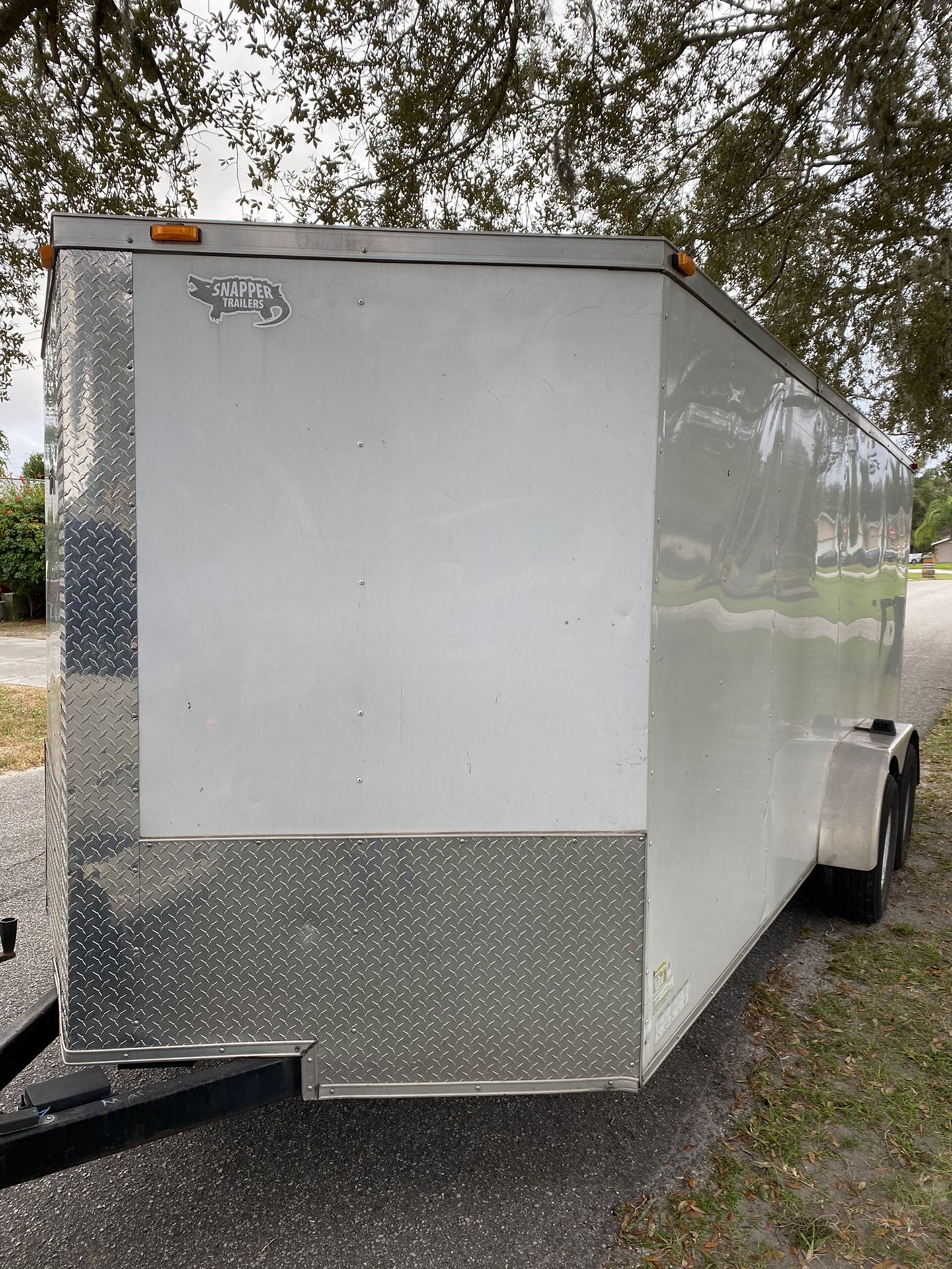 2015 7 x 16 enclosed cargo trailer