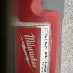 Milwaukee 30 Degree Framing Nailer