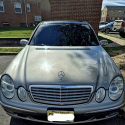 2005 Mercedes Benz E320