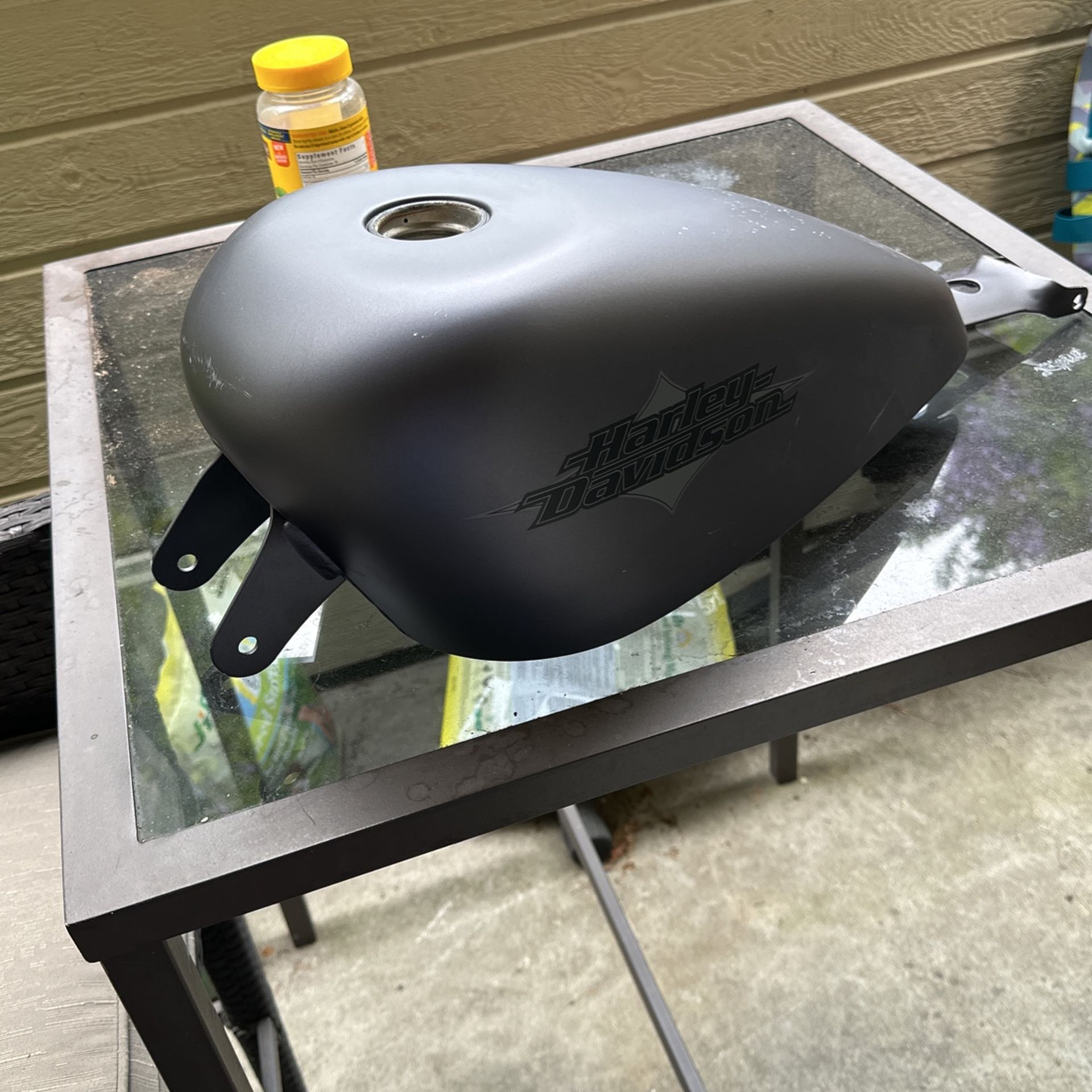 2016 Harley Davidson Iron 883 Sportster Gas Tank