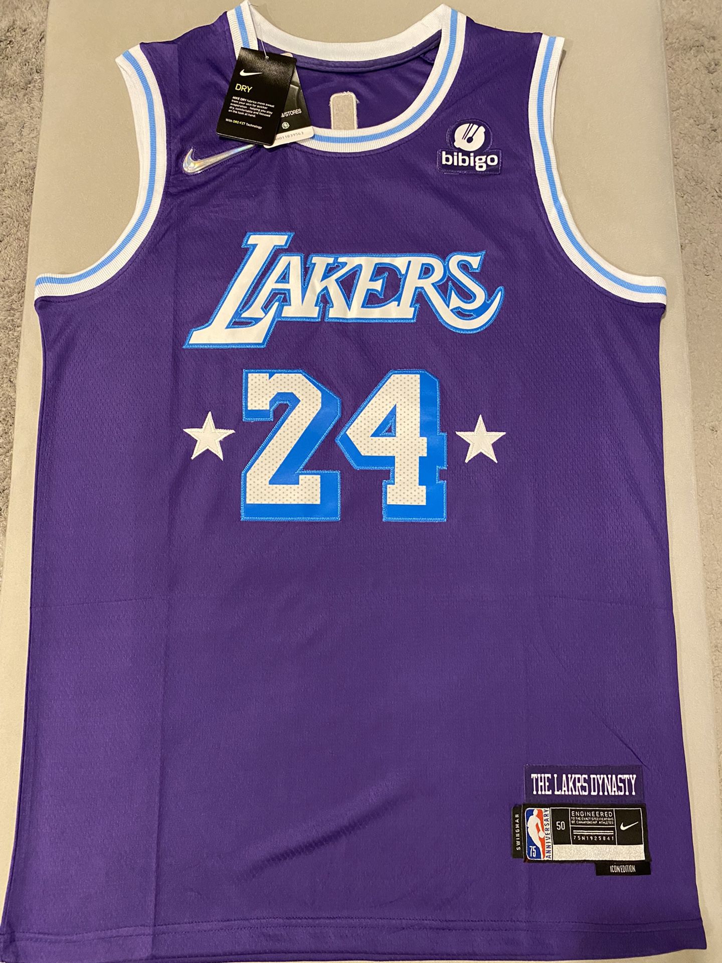 Kobe Bryant NBA Los Angeles Lakers 24 XL Purple White T Shirt