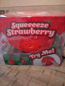 SQUEEEEZE STRAWBERRY