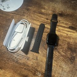 Apple Watch Series 7 (45mm) GPS + Cellular – Midnight Alumin 
