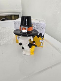 New In Box Peanuts Snoopy & Woodstock Thanksgiving Ceramic Salt And Pepper Shakers