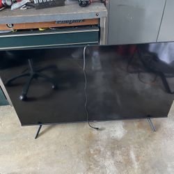 55 Inch Smart Tv Works Good No Remote