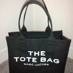 Marc Jacobs The Tote Bag Size L Black Canvas