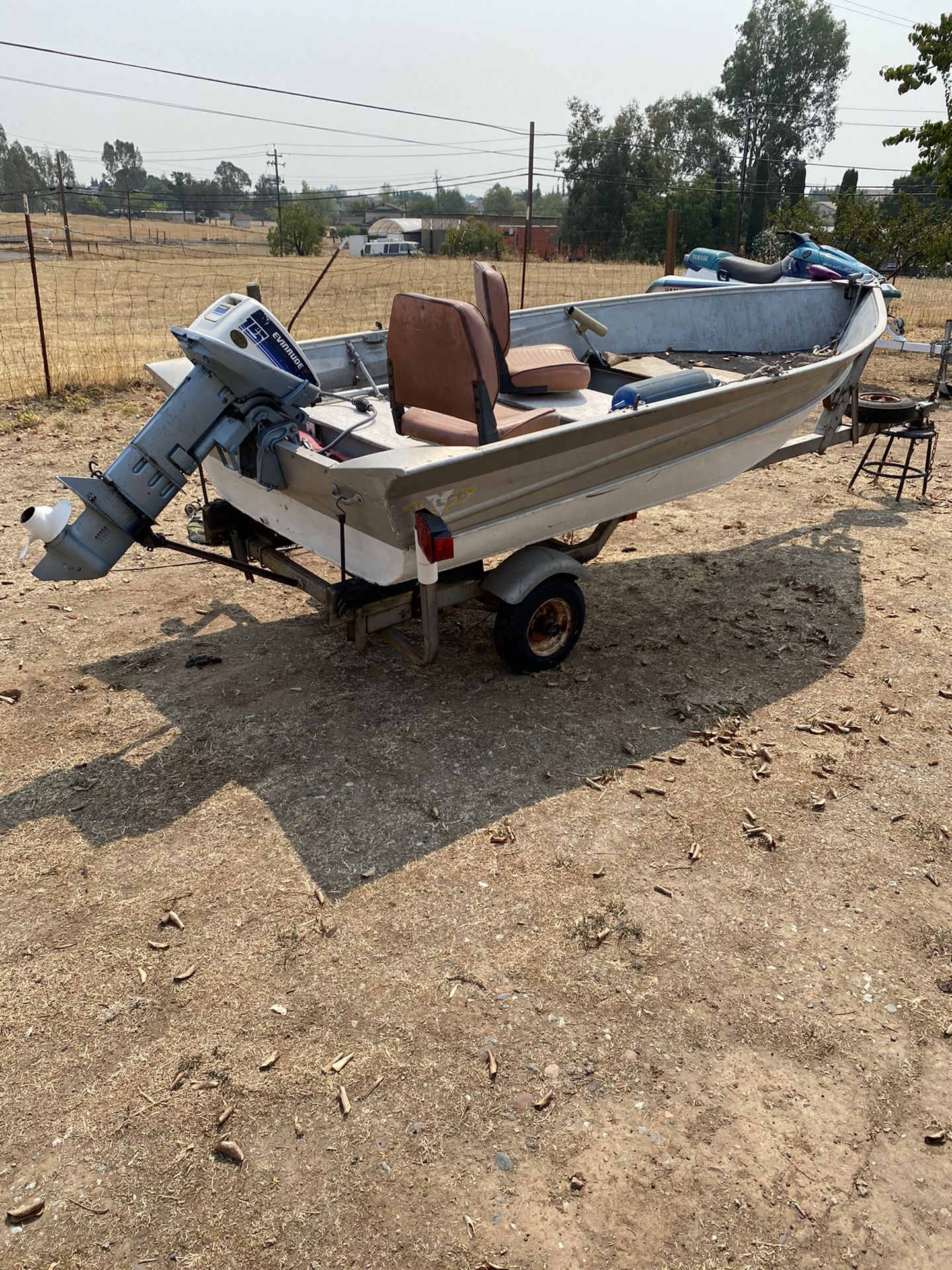 12 ft aluminum valco fishing boat with 15hp evinrude