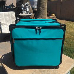 Tutto Large Rolling Sewing Machine Travel Tote. (See Description)