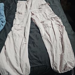 Pantalón para mujer de officina o acampar