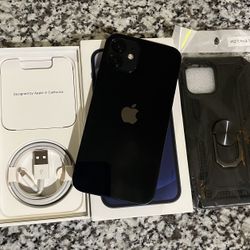 iPhone 12 64GB Black Unlock (Firm Price) 
