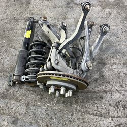18-23 Chevy Chevrolet Traverse Right Rear Suspension Knee Assembly 2018 2019 2020 2021 2022 2023