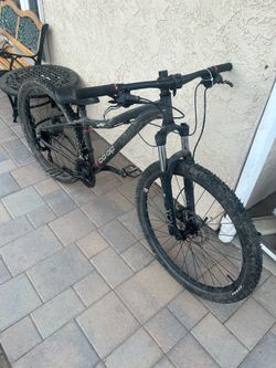 CO OP mountain bike 27.5 wheels small size.