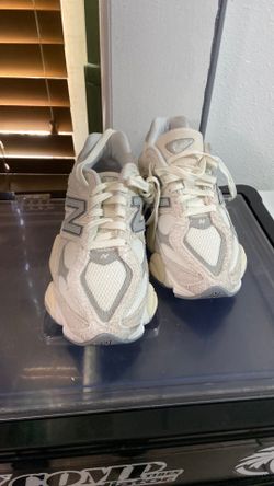 Shoes new balance women 6.5. New no box