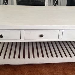 White Wood Coffee Table 