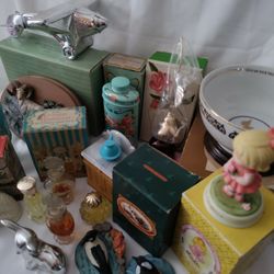 Avon Collection  1950 /70