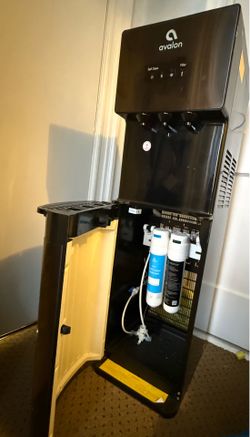 Avalon Bottom-Loading Water cooler /dispencer