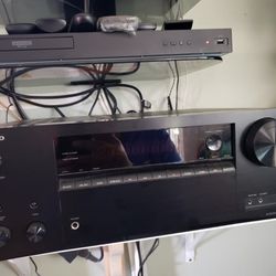 ONKYO HOME THEATER. 7.2 CHANNELS