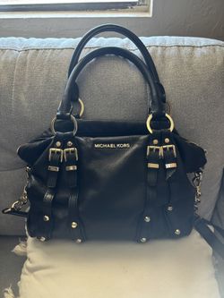 Classic Black Leather Michael Kors Purse