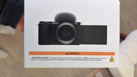 [bundle] Sony ZV-E10 Digital Camera 4k (video + photo)