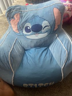 Stitch foam chair