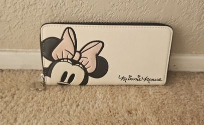 Disney Loungefly Minnie Wallet